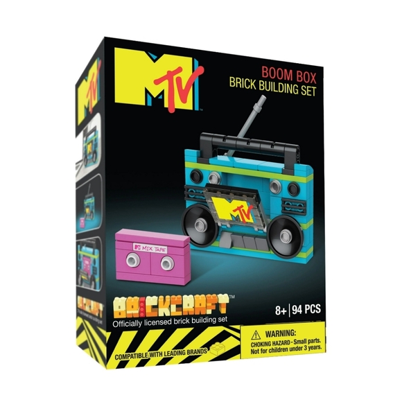 Brickcraft MTV Retro Builds: Blue Boom Box & Cassette Brick Building Kits - Picture 2 of 6